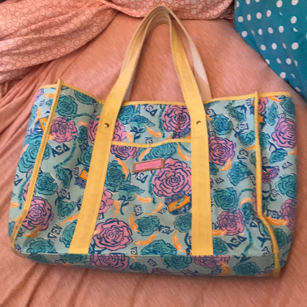 Discontinued Lilly Pulitzer Alpha Xi Delta tote
